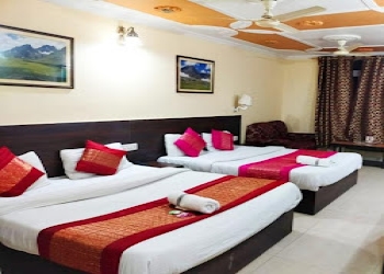 Hotel-star-of-kashmir-3-star-hotels-Srinagar-Jammu-and-kashmir-2