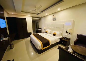 Hotel-suraj-grand-3-star-hotels-Kurnool-Andhra-pradesh-2