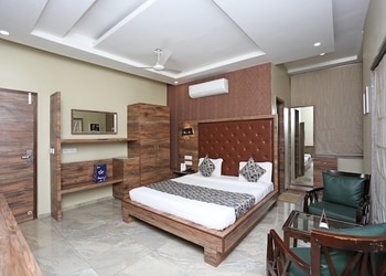 Hotel-surya-palace-3-star-hotels-Bhilai-Chhattisgarh-2