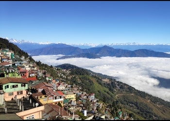 Hotel-tower-view-Budget-hotels-Darjeeling-West-bengal-1