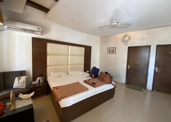 Hotel-triveni-darshan-3-star-hotels-Allahabad-prayagraj-Uttar-pradesh-2