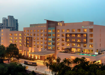 Hyatt-place-4-star-hotels-Gurugram-Haryana-1