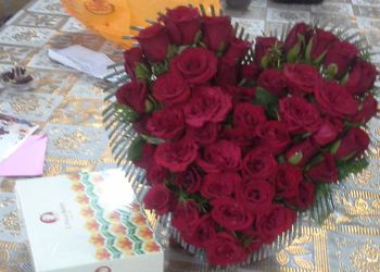 Hyderabad-gifts-delivery-Flower-shops-Hyderabad-Telangana-2