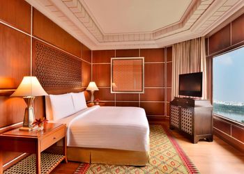Hyderabad-marriott-hotel-convention-centre-5-star-hotels-Hyderabad-Telangana-3