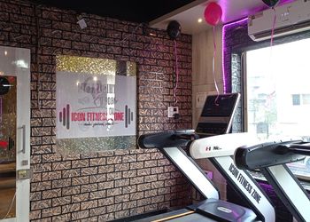Icon-fitness-zone-Gym-Dhule-Maharashtra-1