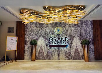 Ileaf-grand-banquets-Banquet-halls-Vashi-mumbai-Maharashtra-1