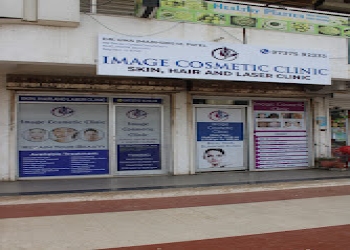 Image-cosmetic-clinic-Dermatologist-doctors-Manjalpur-vadodara-Gujarat-1