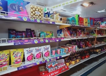 In-out-Grocery-stores-Alipore-kolkata-West-bengal-2