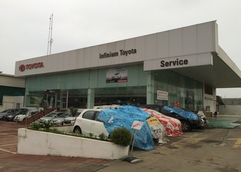 Infinium-toyota-Car-dealer-Vadodara-Gujarat-1