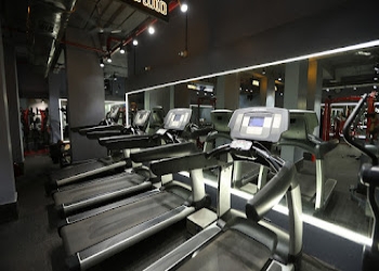 Iron-paradise-the-club-house-Gym-Malad-mumbai-Maharashtra-1