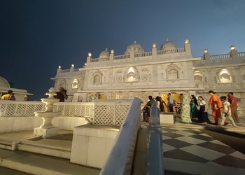 Iskcon-temple-Temples-Rajkot-Gujarat-1