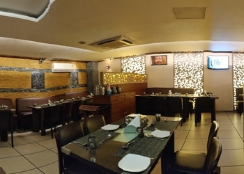Jalpaan-dining-saga-Pure-vegetarian-restaurants-Bannimantap-mysore-Karnataka-3