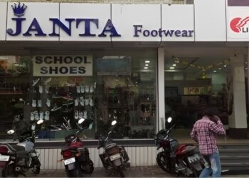 Janta-foot-ware-Shoe-store-Pimpri-chinchwad-Maharashtra-1