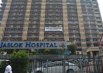 Jaslok-hospital-research-centre-Private-hospitals-Mumbai-central-Maharashtra-1