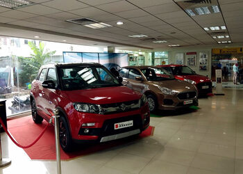 Jayalakshmi-automobiles-Car-dealer-Lakshmipuram-guntur-Andhra-pradesh-2