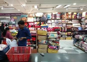 Jaypee-factory-outlets-Clothing-stores-Noida-Uttar-pradesh-2
