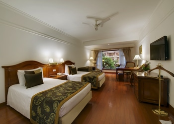 Jaypee-palace-hotel-convention-centre-4-star-hotels-Agra-Uttar-pradesh-2