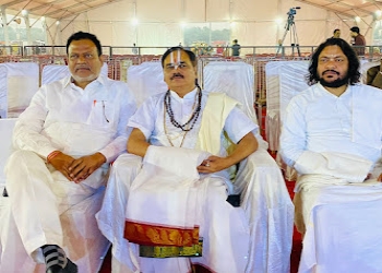Jeevan-rahasya-jyotish-paramarsh-kendra-Palmists-Aminabad-lucknow-Uttar-pradesh-2