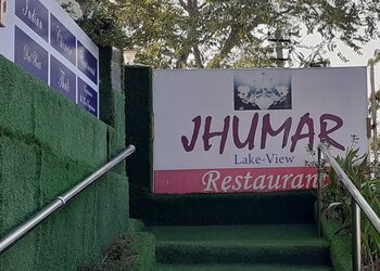 Jhumar-restaurant-Pure-vegetarian-restaurants-Udaipur-Rajasthan-1
