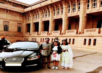 Jodhpur-luxury-car-rental-Car-rental-Sardarpura-jodhpur-Rajasthan-2
