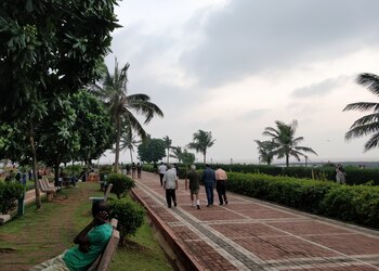 Joggers-park-Public-parks-Bandra-mumbai-Maharashtra-3
