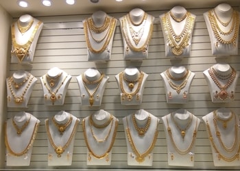 Joyalukkas-jewellery-Jewellery-shops-Bannimantap-mysore-Karnataka-3