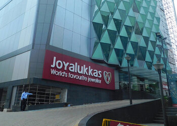 Joyalukkas-jewellery-Jewellery-shops-Egmore-chennai-Tamil-nadu-1