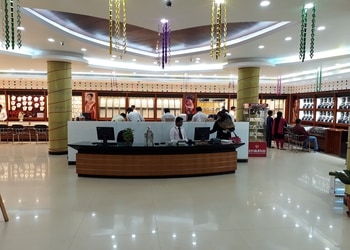 Joyalukkas-jewellery-Jewellery-shops-Hubballi-dharwad-Karnataka-2