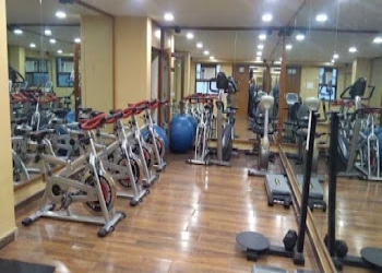 Jp-fitness-world-body-attitude-Gym-Malad-mumbai-Maharashtra-2