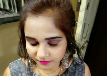 Juhi-beauty-parlour-Makeup-artist-Dewas-Madhya-pradesh-3