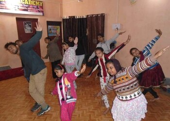 Just-dance-academy-Dance-schools-Gaya-Bihar-3