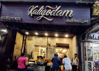 Kaligodam-sweets-Sweet-shops-Bara-bazar-kolkata-West-bengal-1
