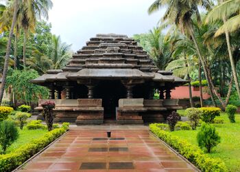 Kamala-basadi-Temples-Belgaum-belagavi-Karnataka-1