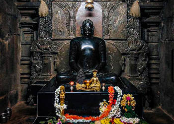 Kamala-basadi-Temples-Belgaum-belagavi-Karnataka-2