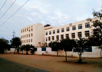 Kamala-niketan-montessori-school-Cbse-schools-Thillai-nagar-tiruchirappalli-Tamil-nadu-1