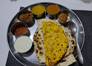 Kanhaji-family-restaurant-Family-restaurants-Vizag-Andhra-pradesh-3