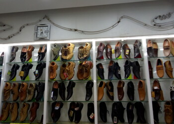 Kapil-shoes-Shoe-store-Nagpur-Maharashtra-2