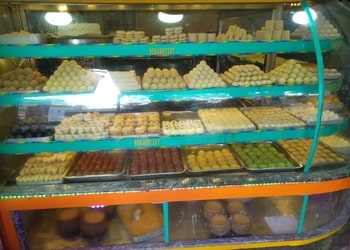 Karunamoyee-mistanna-bhandar-Sweet-shops-Krishnanagar-West-bengal-2