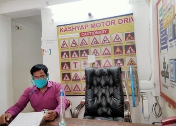 Kashyap-motor-driving-training-school-Driving-schools-Civil-lines-allahabad-prayagraj-Uttar-pradesh-1