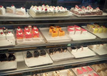 Kaushik-bakery-Cake-shops-Faridabad-Haryana-2