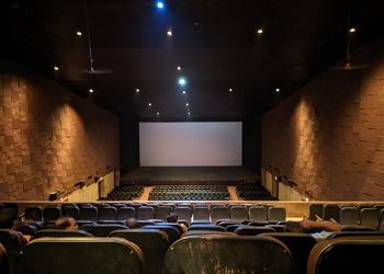Kavitha-theatre-Cinema-hall-Kochi-Kerala-2