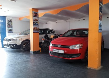 Kgn-motors-Used-car-dealers-Gandhi-maidan-patna-Bihar-2