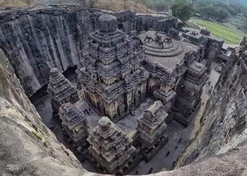 Khati-baba-mandir-sanchalak-bhole-kushwaha-Temples-Jhansi-Uttar-pradesh-1