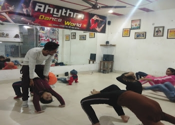 Khurana-health-club-rhythm-dance-world-Gym-Firozpur-Punjab-1