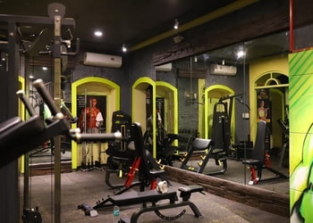 Kick-fitness-gym-Gym-Park-street-kolkata-West-bengal-3