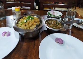 Kim-pou-chinese-banquet-Family-restaurants-Shillong-Meghalaya-1