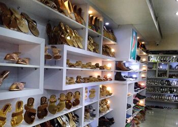 King-shoe-mart-Shoe-store-Kochi-Kerala-3