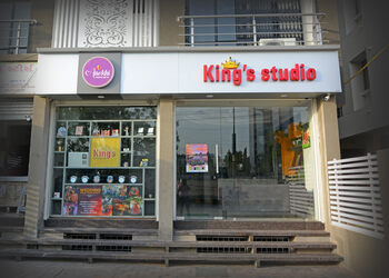 Kings-studio-Wedding-photographers-Gidc-chitra-bhavnagar-Gujarat-1