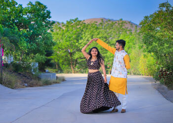 Kings-studio-Wedding-photographers-Gidc-chitra-bhavnagar-Gujarat-3