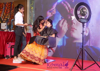 Komal-parlour-Beauty-parlour-Ahmedabad-Gujarat-2